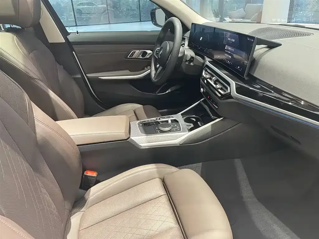 BMW i3 2024 из CN, фото 10