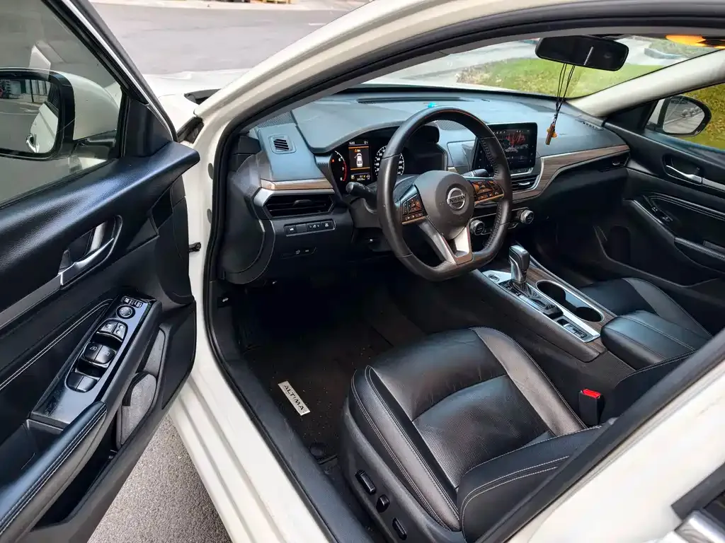 Nissan Teana 2023 из CN, фото 3