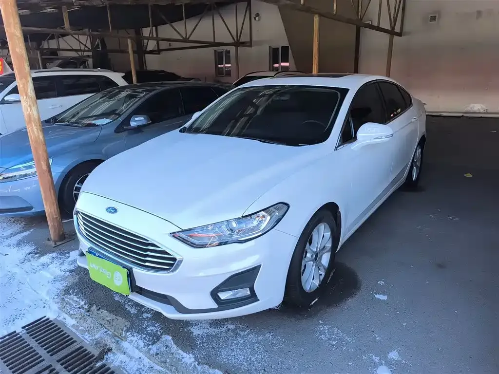 Ford Mondeo 2021 из CN, фото 2