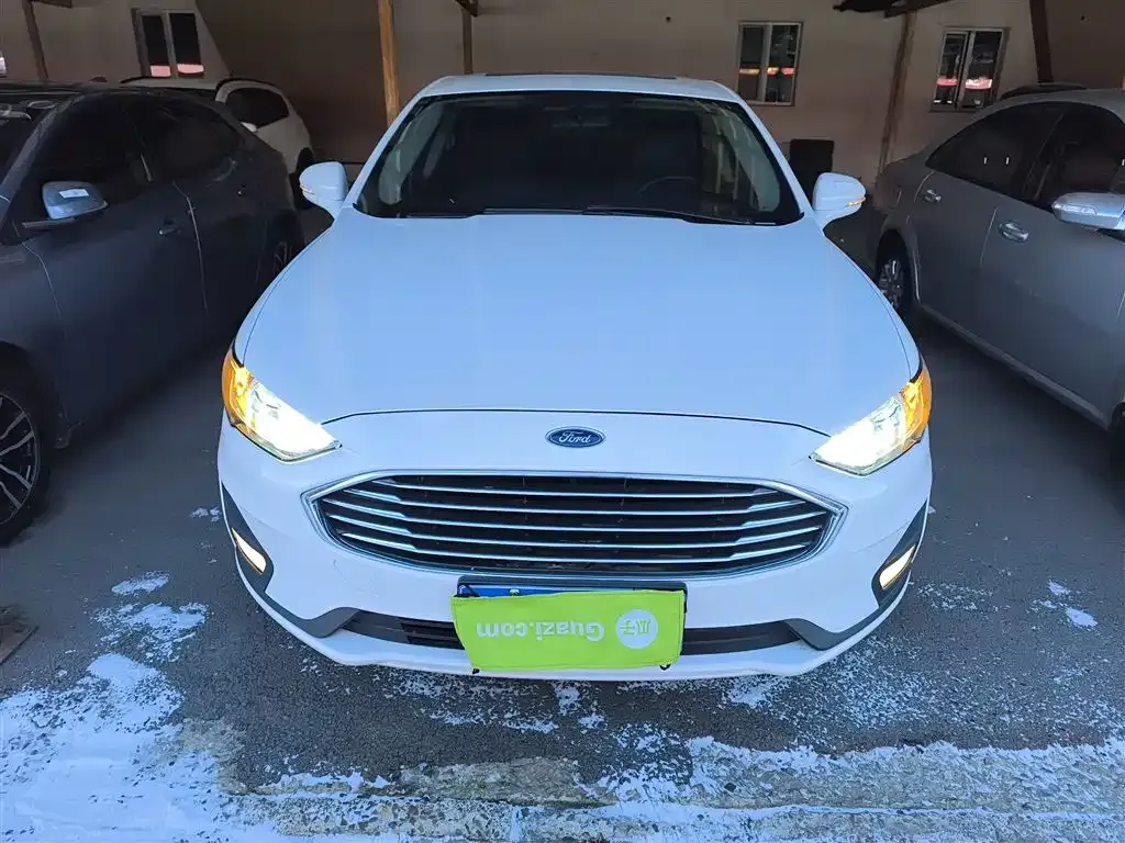 Ford Mondeo 2021 из CN, фото 3
