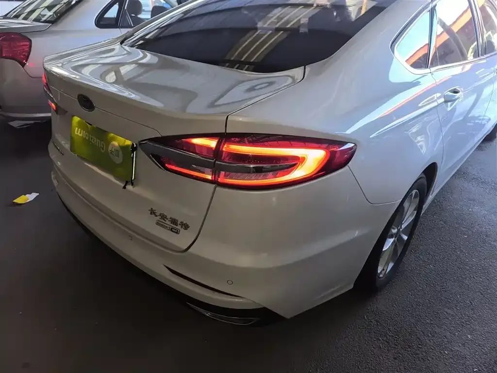 Ford Mondeo 2021 из CN, фото 8