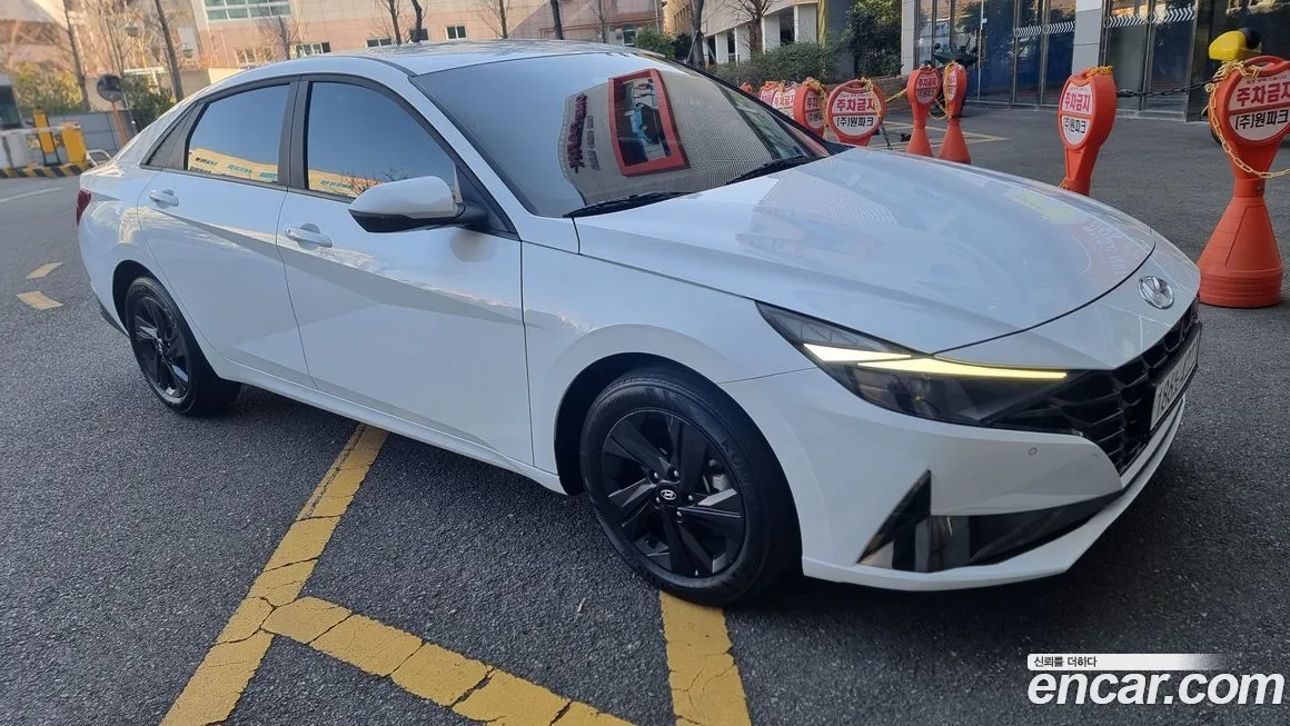 Hyundai AVANTE 2023 из KR, фото 5