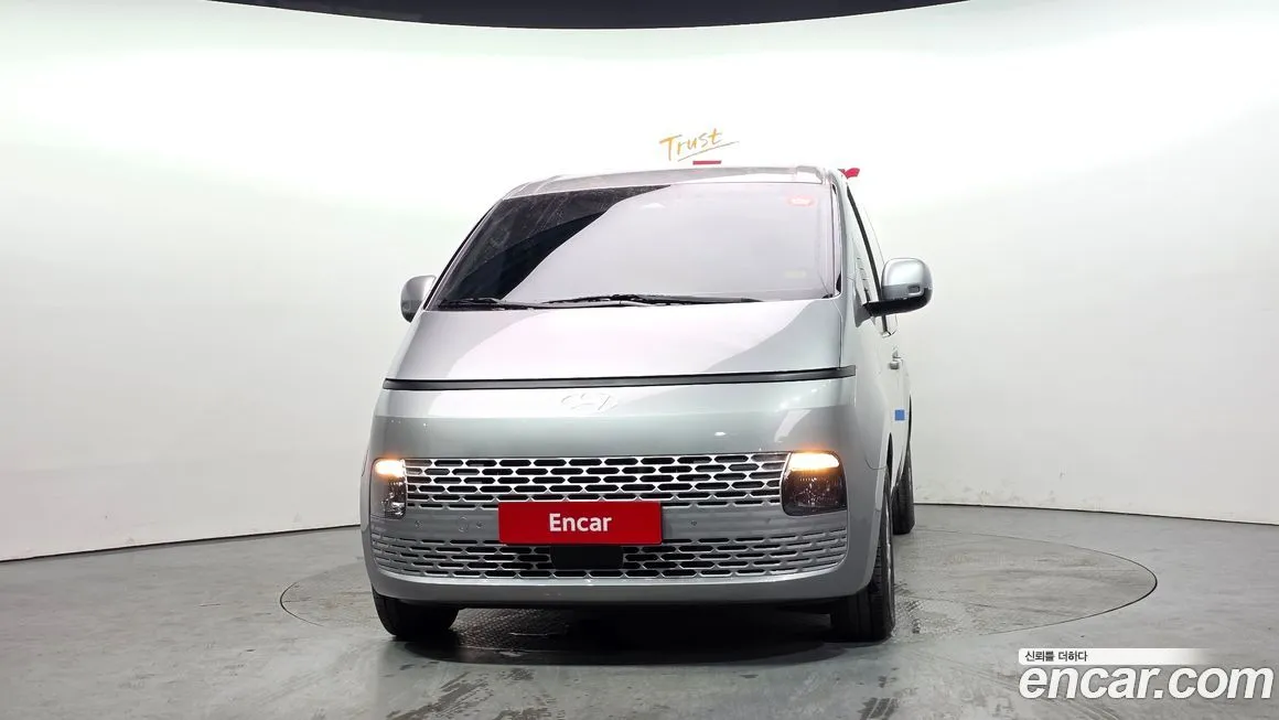 Hyundai Staria 2025 из KR, фото 3