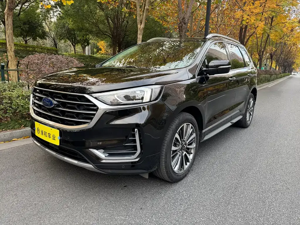 Ford Edge 2022 из CN, фото 1