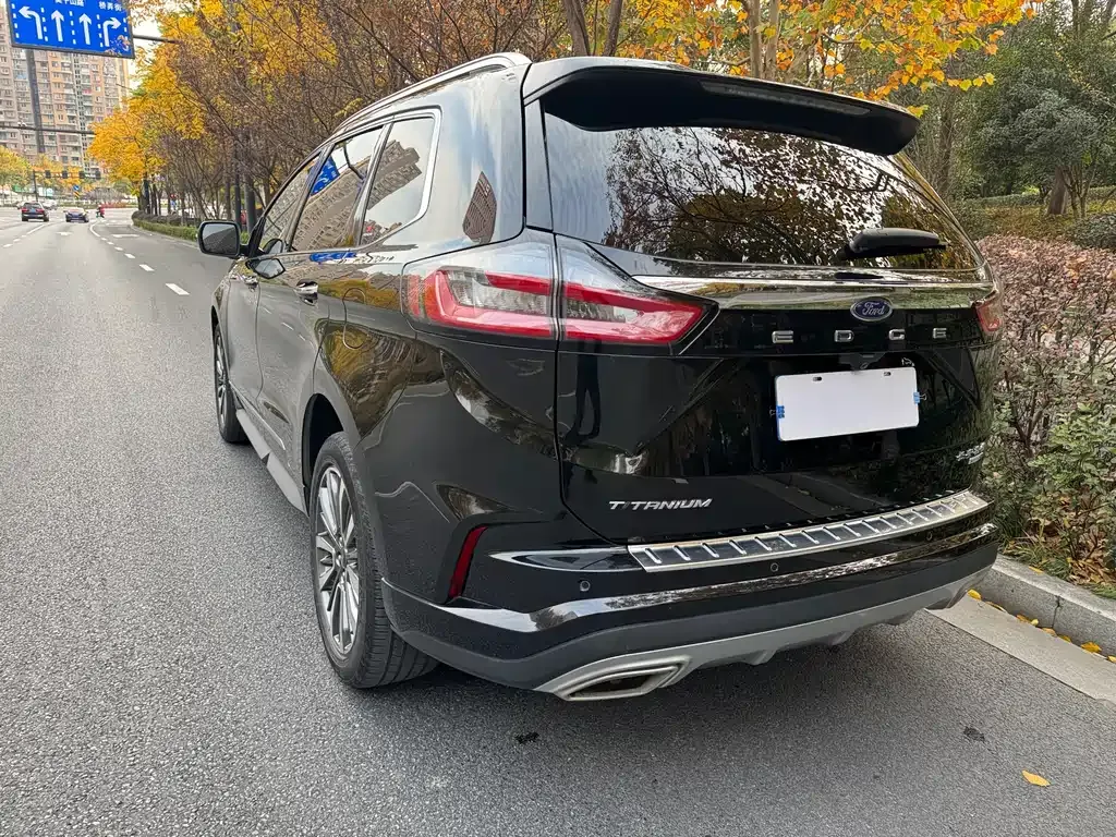 Ford Edge 2022 из CN, фото 6