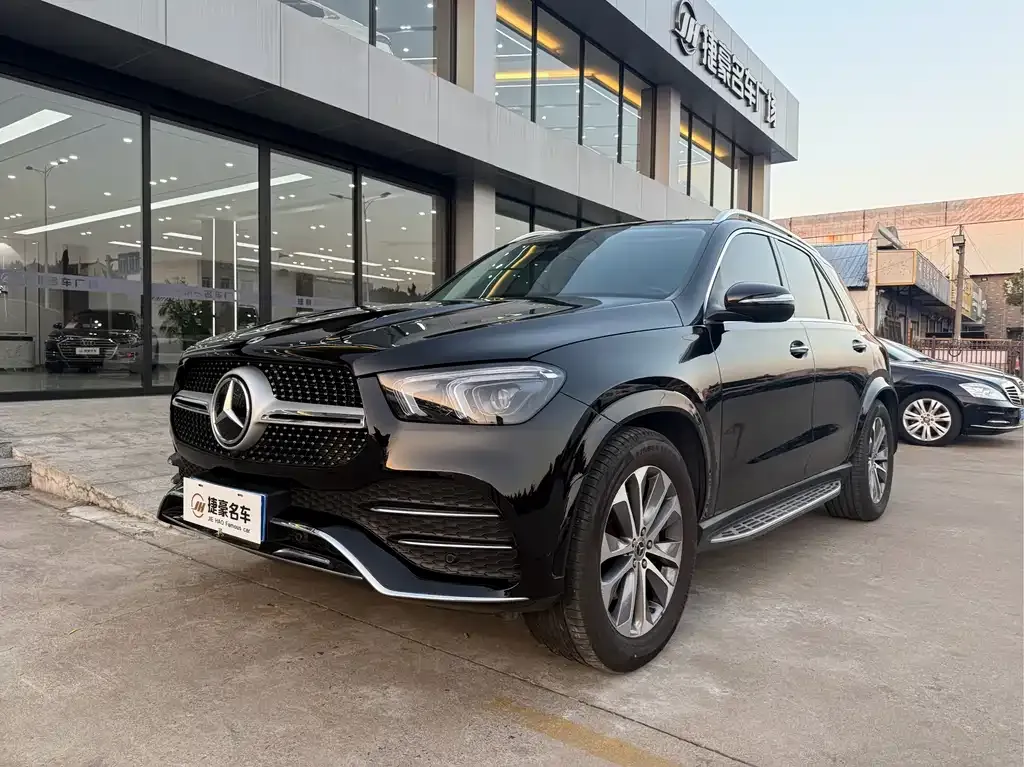 Mercedes-Benz GLE 2023 из CN, фото 1