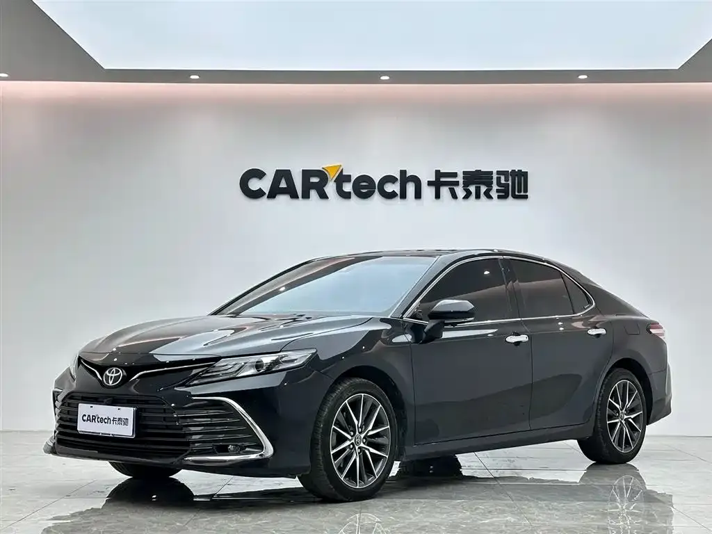 Toyota Camry 2022 из CN, фото 1