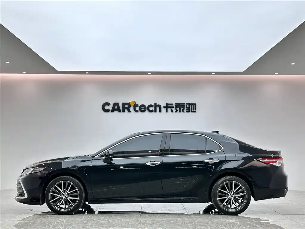 Toyota Camry 2022 из CN, фото 7