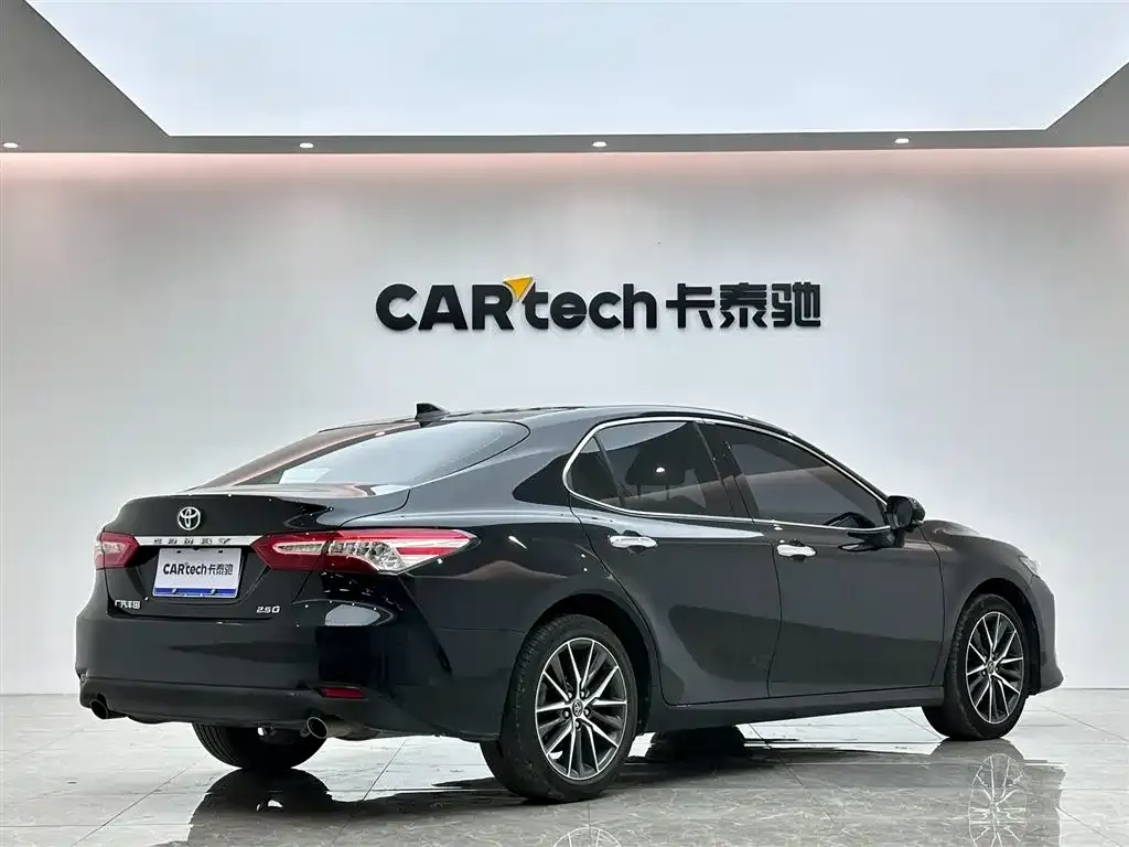 Toyota Camry 2022 из CN, фото 4