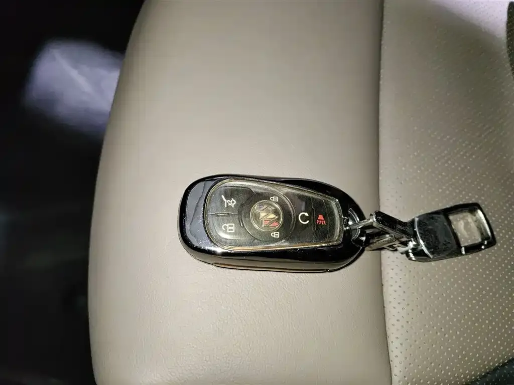 Buick Enclave — фото 2