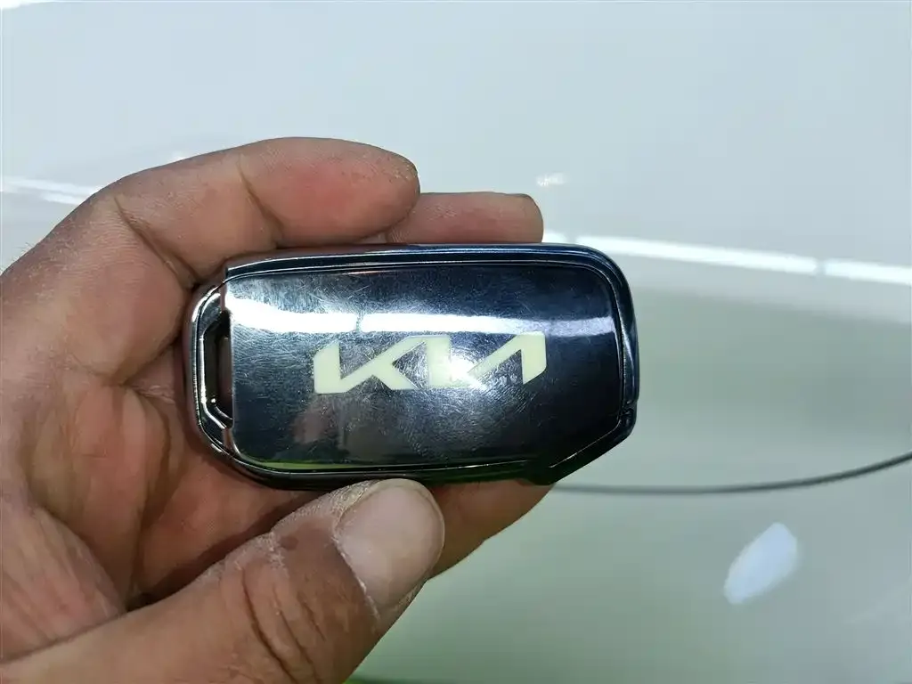 Kia KX1 — фото 3