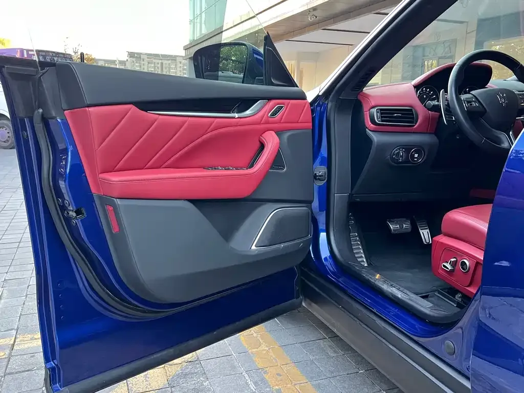 Maserati Levante 2022 из CN, фото 8
