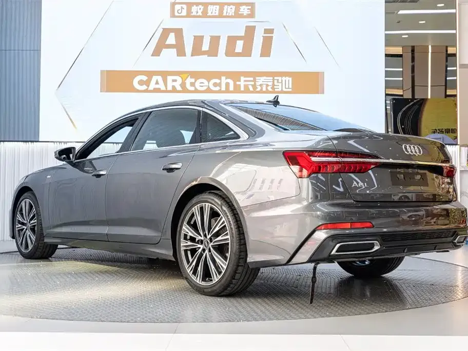 Audi A6L 2022 из CN, фото 5