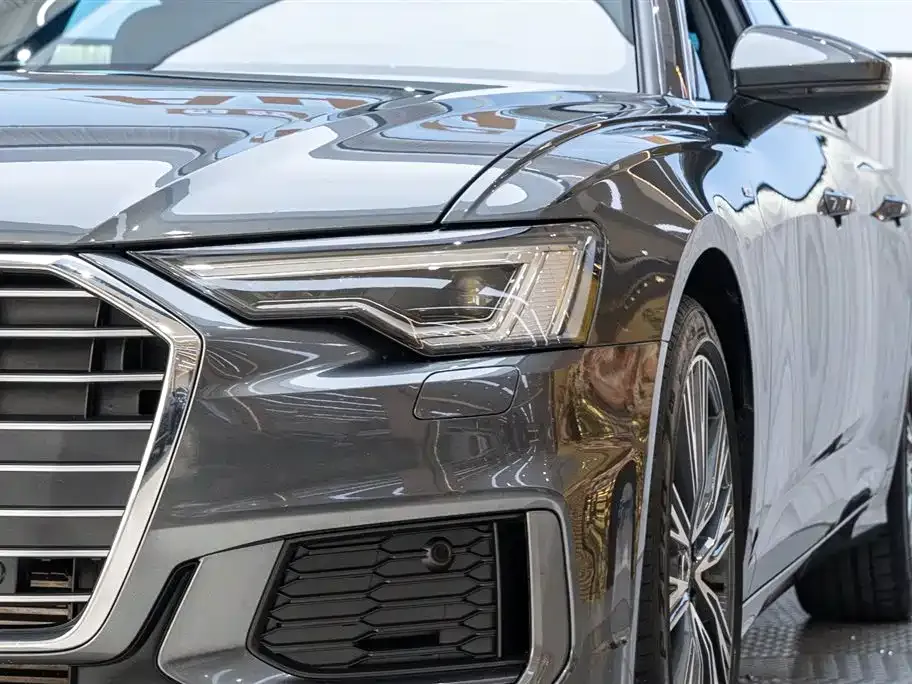 Audi A6L 2022 из CN, фото 2