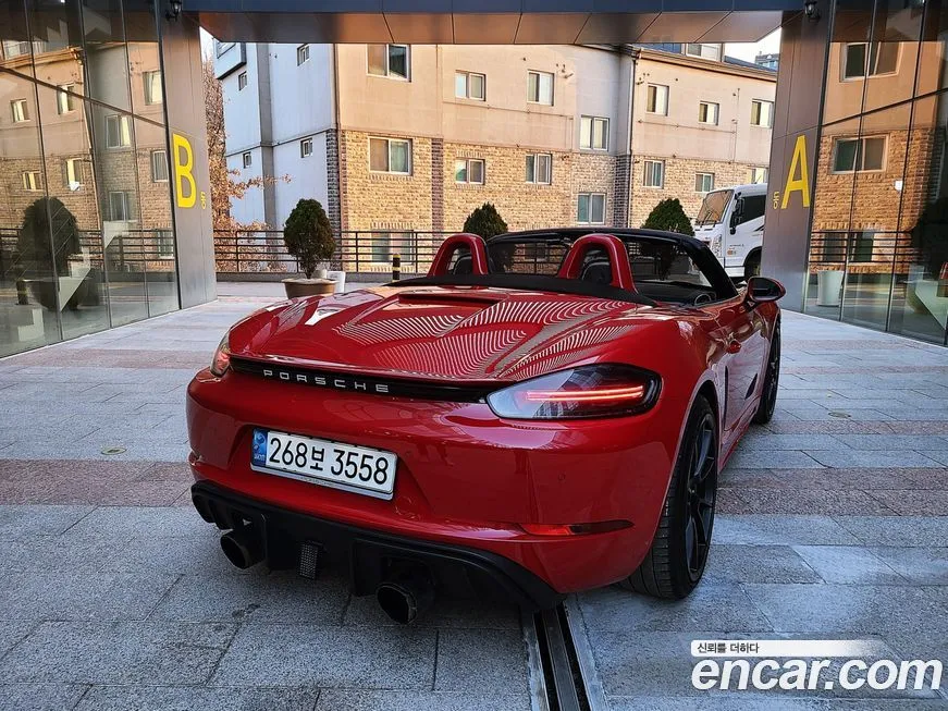 Porsche 718 2021 из KR, фото 3