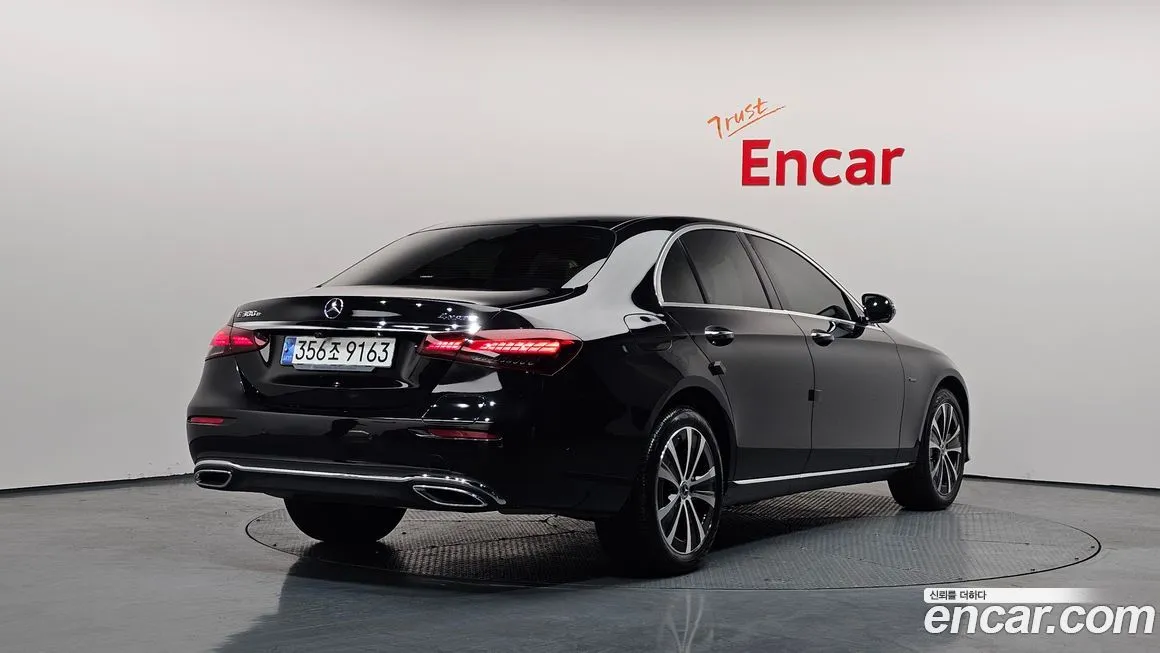 Mercedes-Benz E-Class 2021 из KR, фото 2
