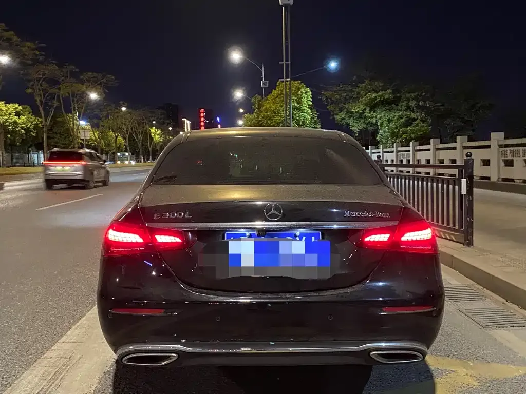 Mercedes-Benz E-Class 2021 из CN, фото 2