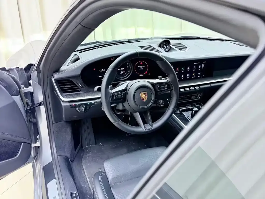 Porsche 911 2023 из CN, фото 3
