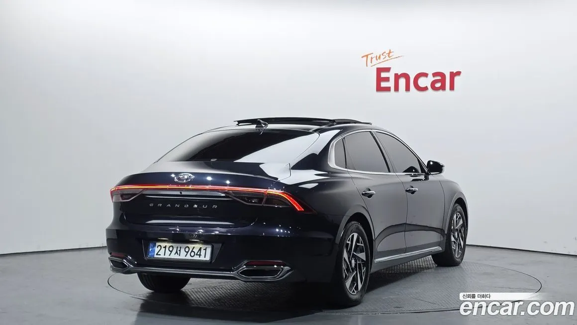 Hyundai Grandeur 2021 из KR, фото 6