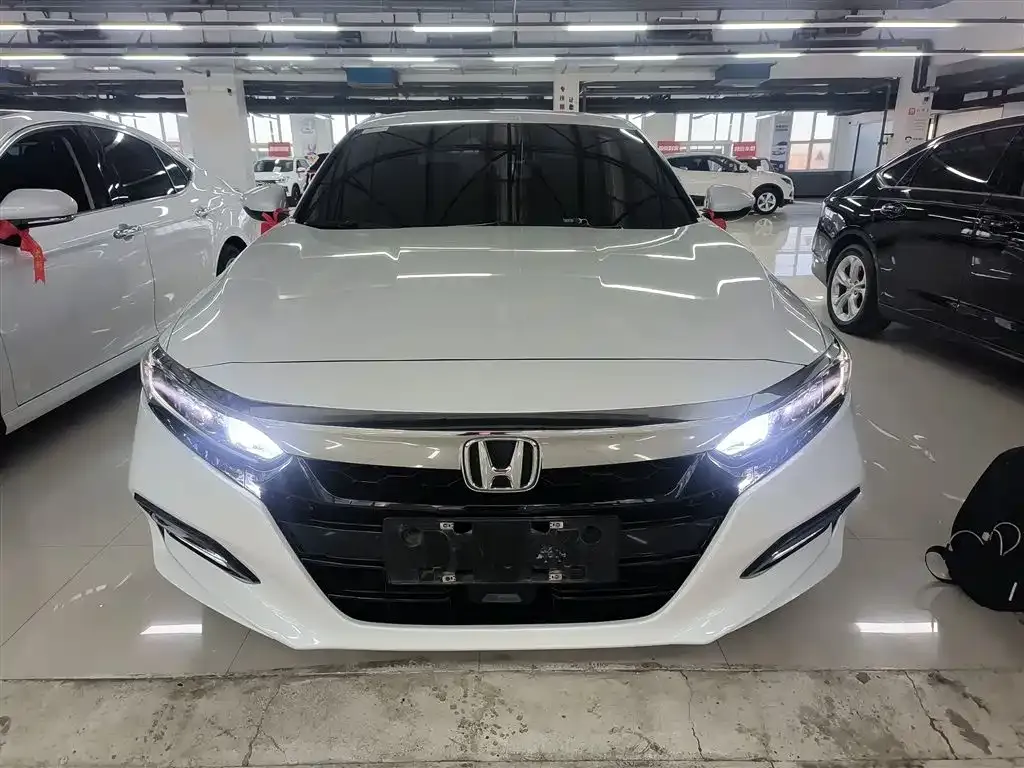 Honda Accord 2021 из CN, фото 5