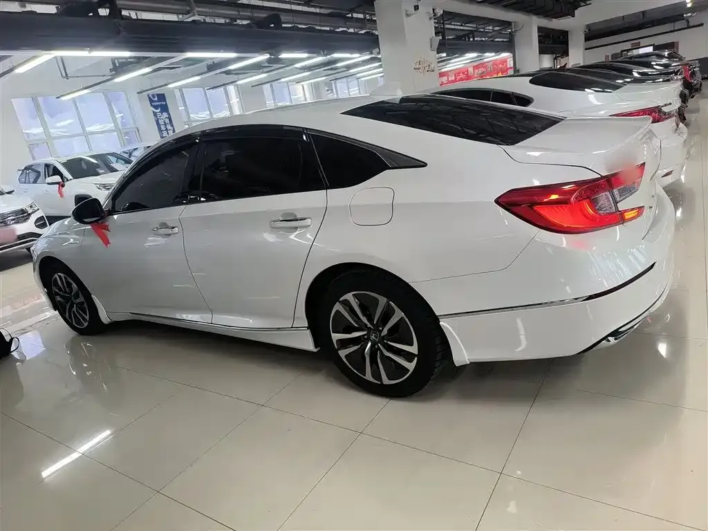 Honda Accord 2021 из CN, фото 2