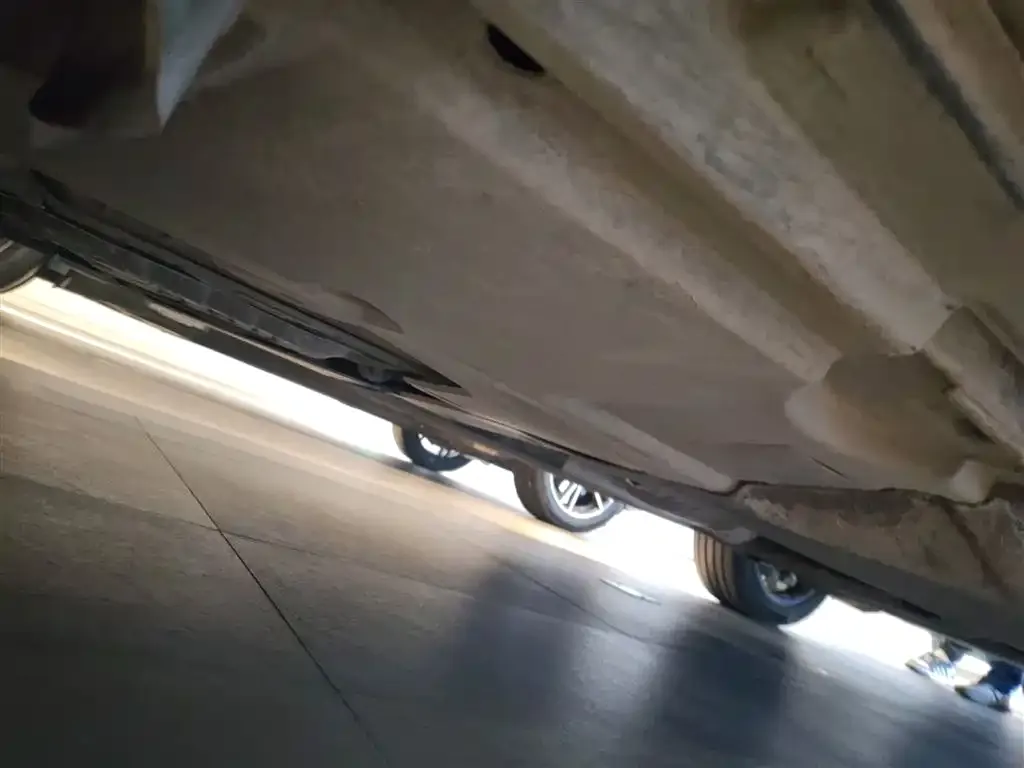Audi Q5L 2022 из CN, фото 8
