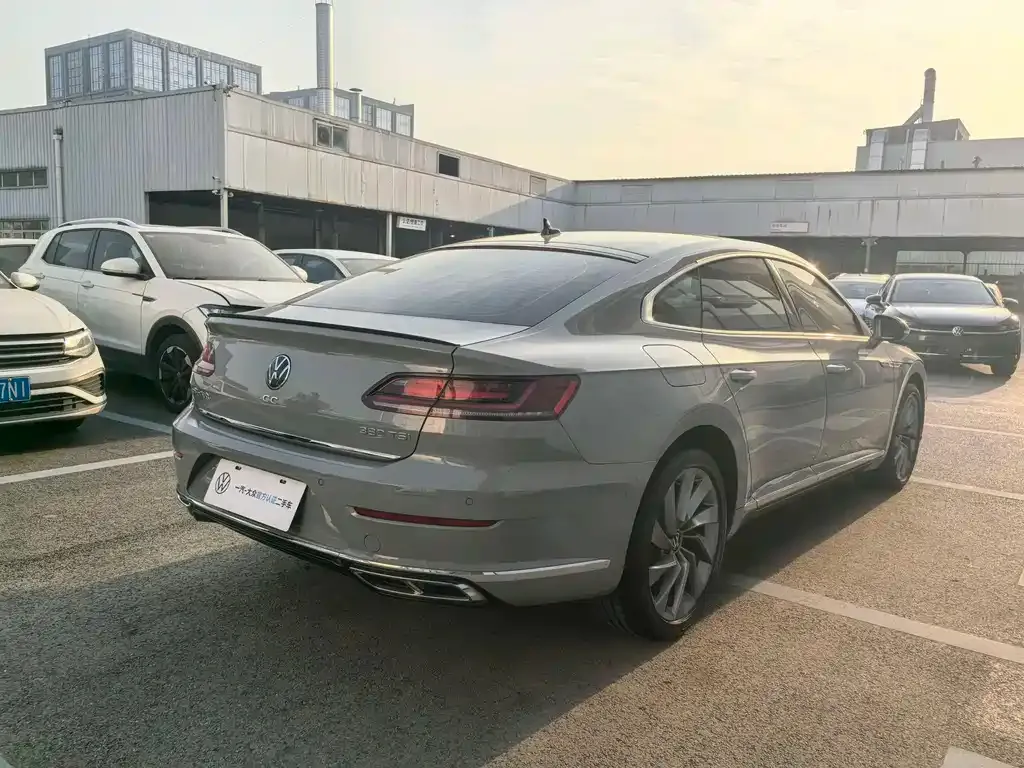 Volkswagen CC 2024 из CN, фото 10