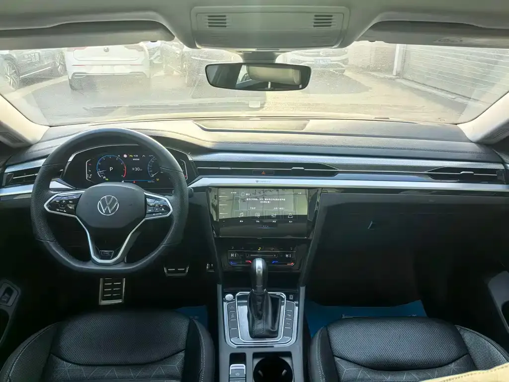 Volkswagen CC 2024 из CN, фото 3