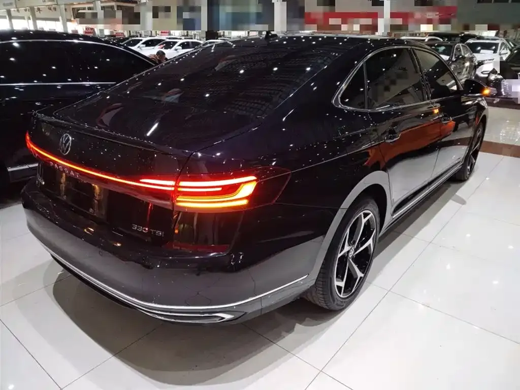 Volkswagen Passat — фото 2