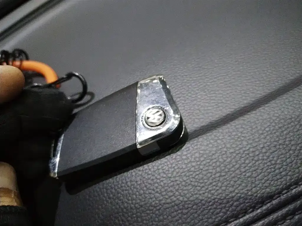 Volkswagen Passat — фото 7