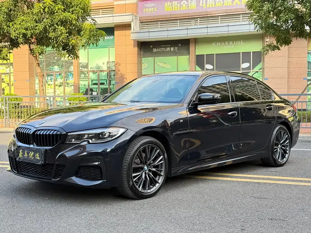 BMW 3 Series 2021 из CN, фото 1