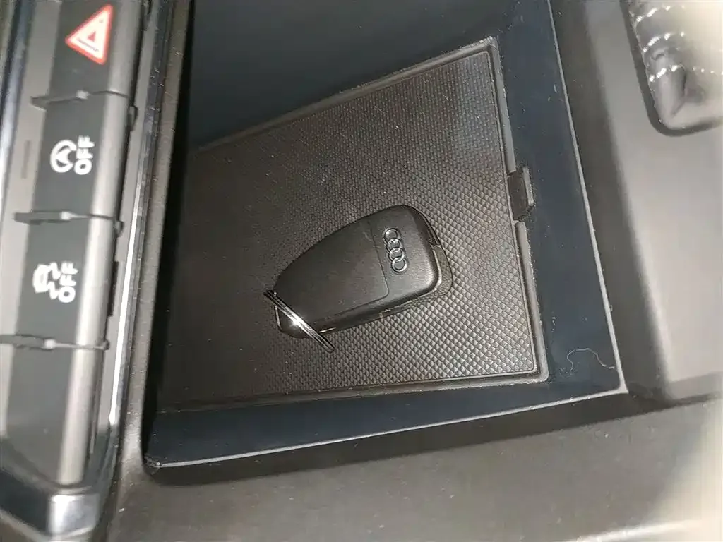 Audi Q3 2024 из CN, фото 10