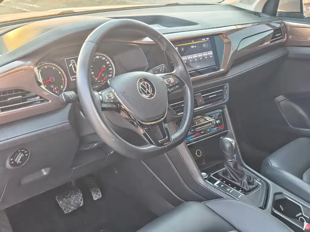 Volkswagen Tharu 2021 из CN, фото 7