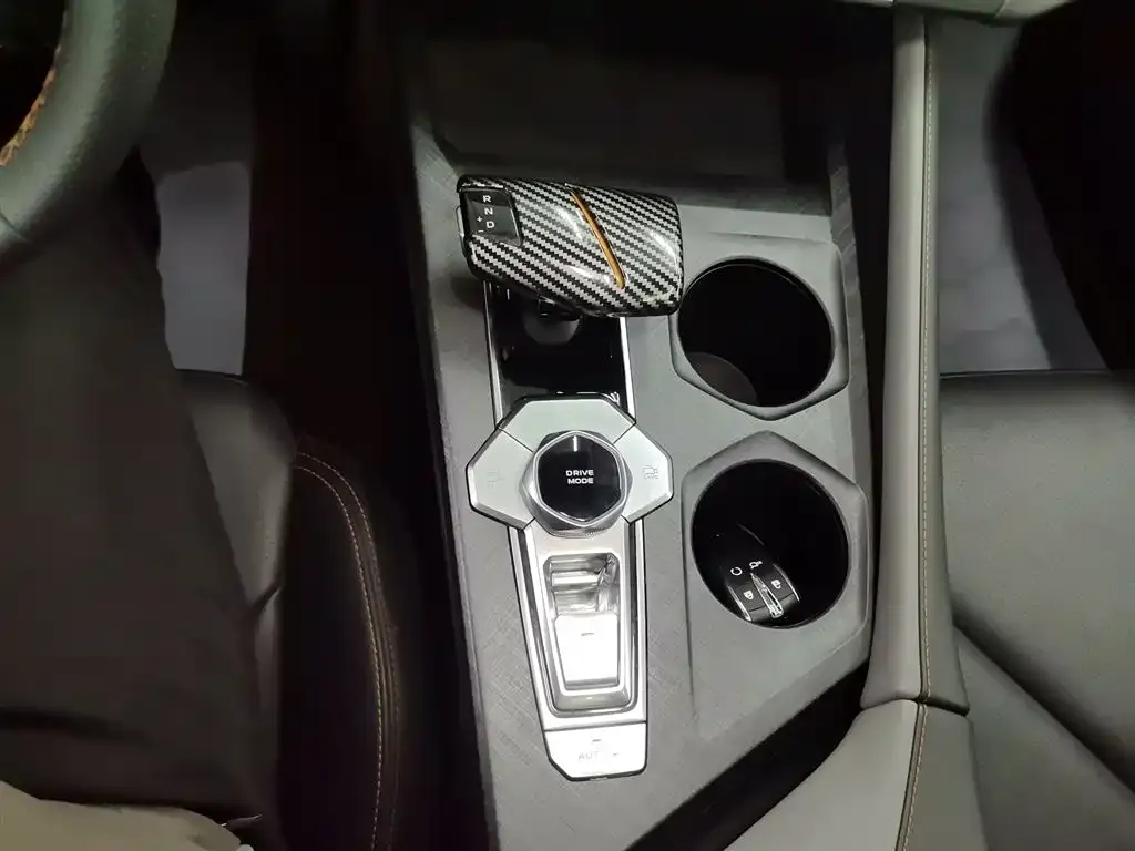 Changan UNI-V 2022 из CN, фото 2