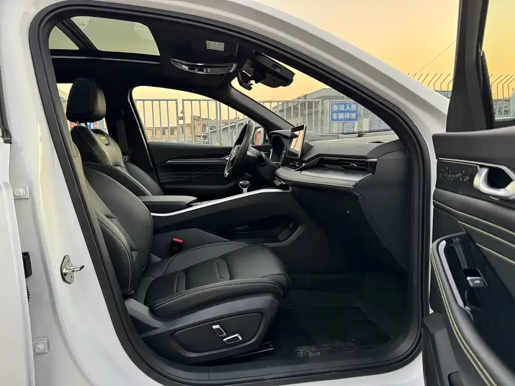 Geely Xingrui 2024 из CN, фото 5