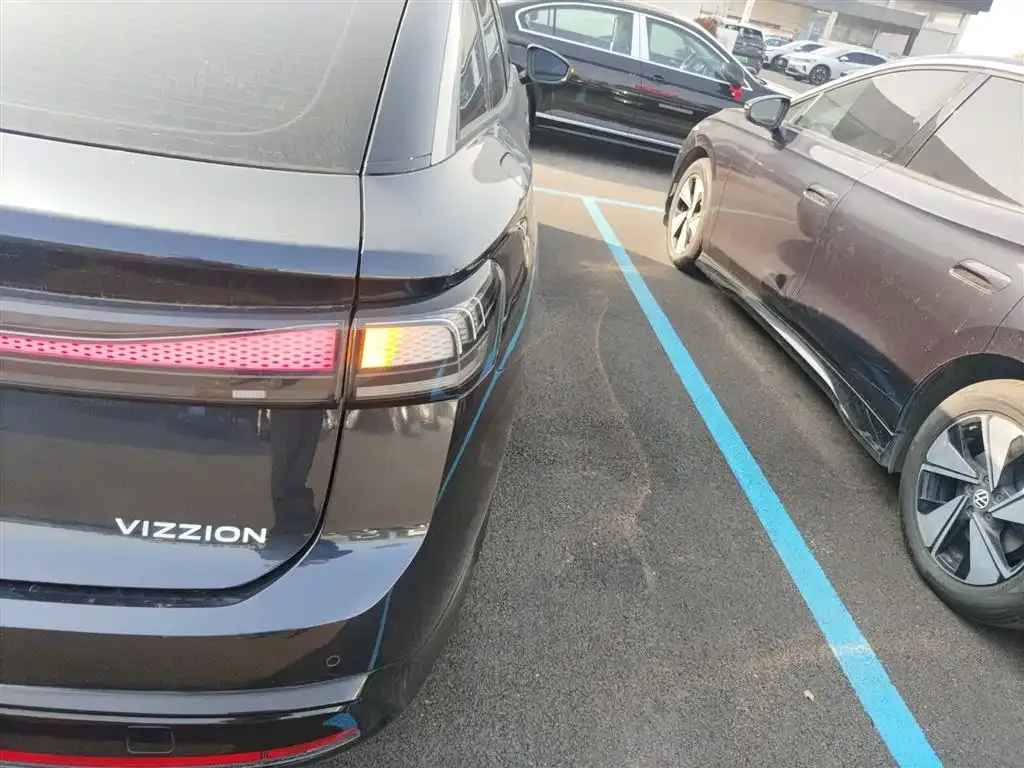 Volkswagen ID.7 VIZZION 2024 из CN, фото 8