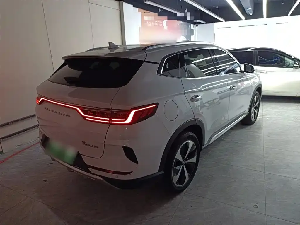BYD PLUS New Energy — фото 7