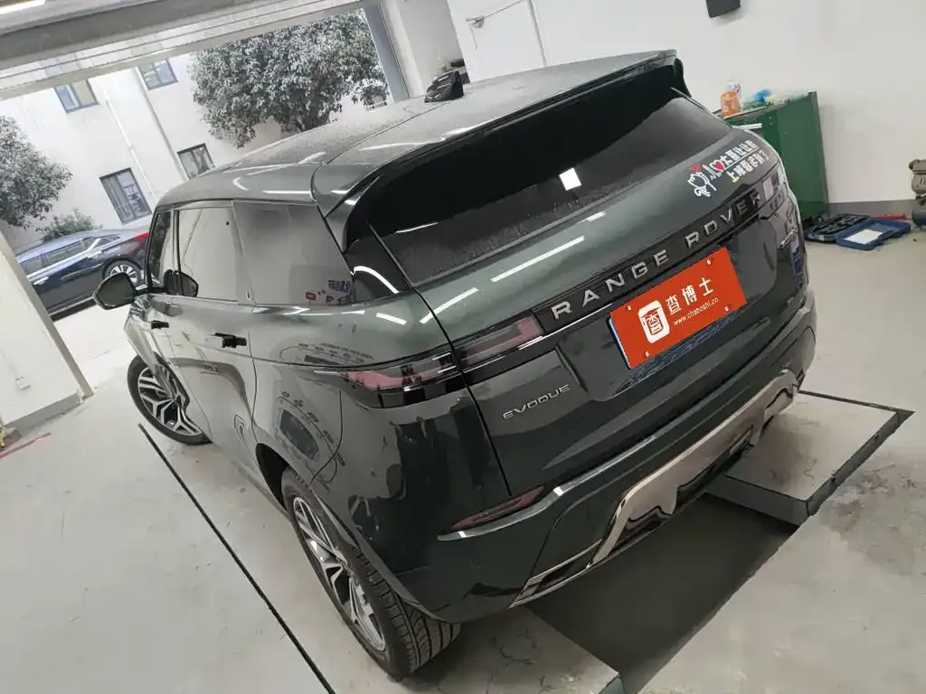 Land Rover Evoque 2025 из CN, фото 3