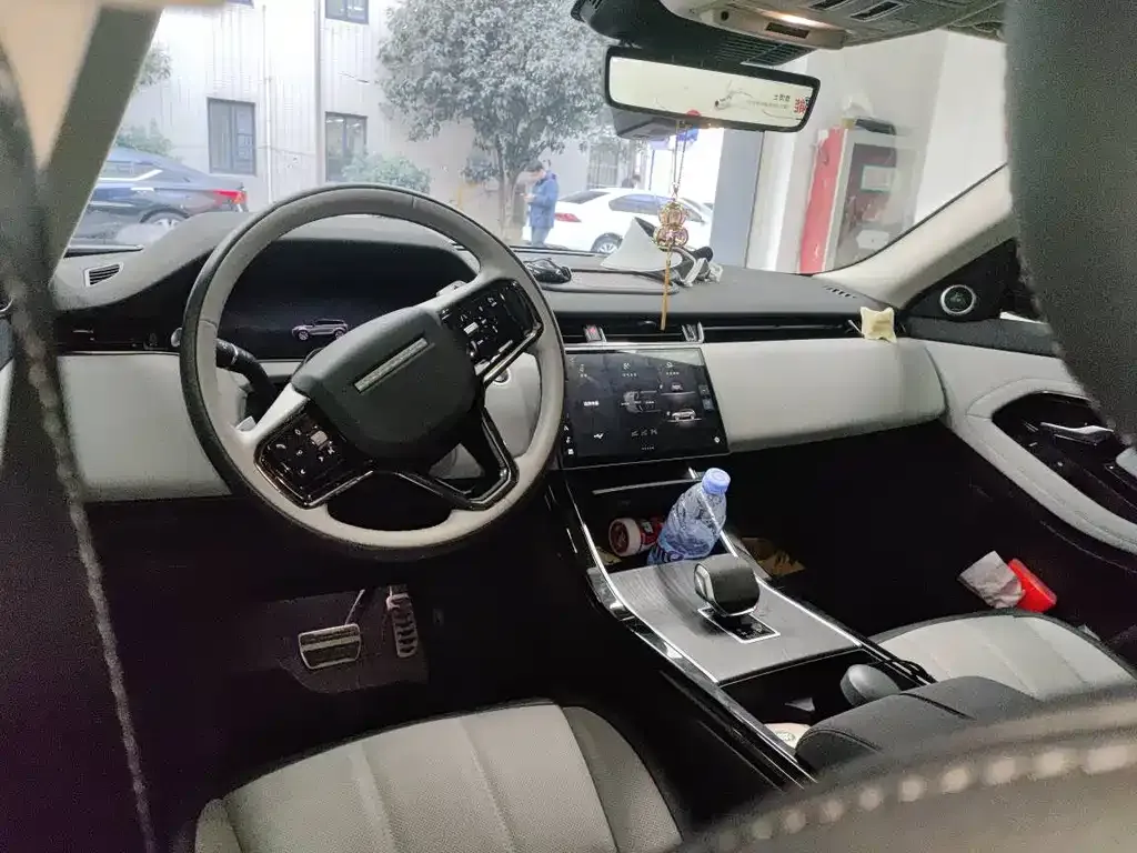 Land Rover Evoque 2025 из CN, фото 5