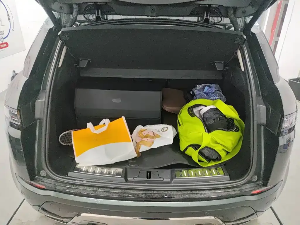 Land Rover Evoque 2025 из CN, фото 8