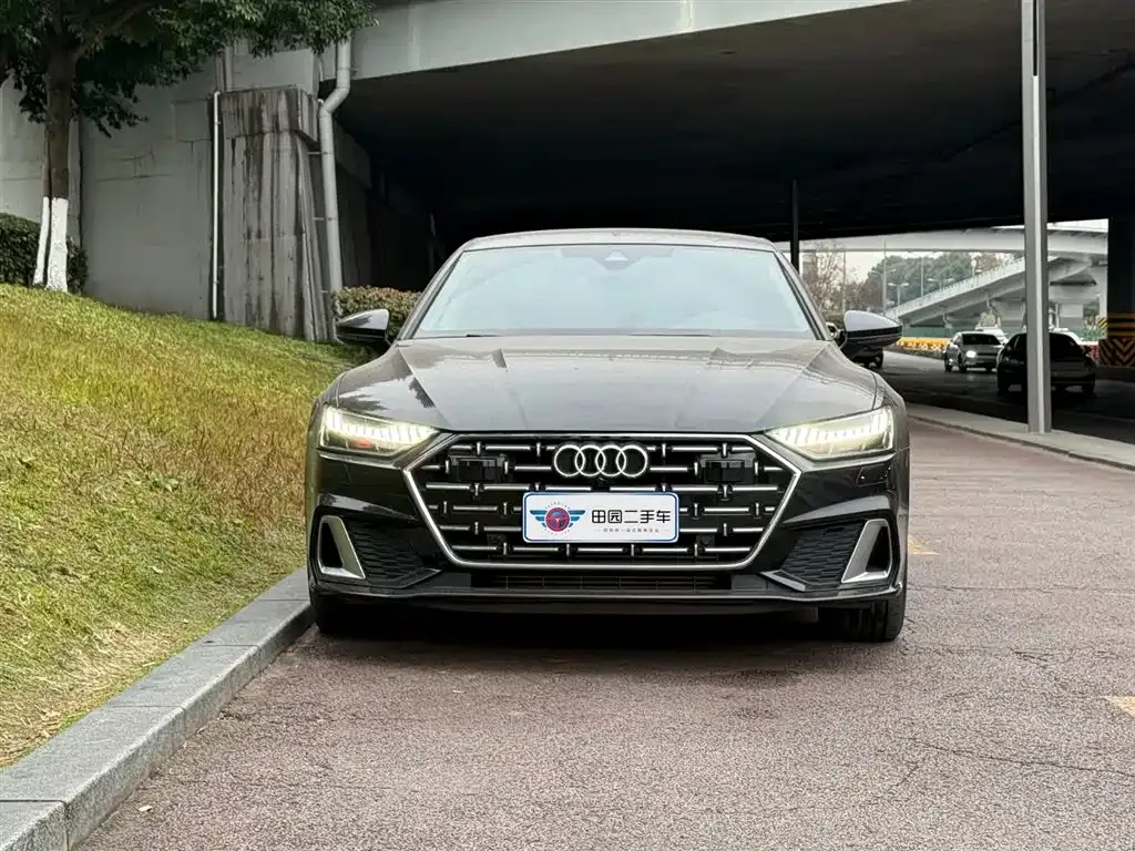 Audi A7L 2024 из CN, фото 3