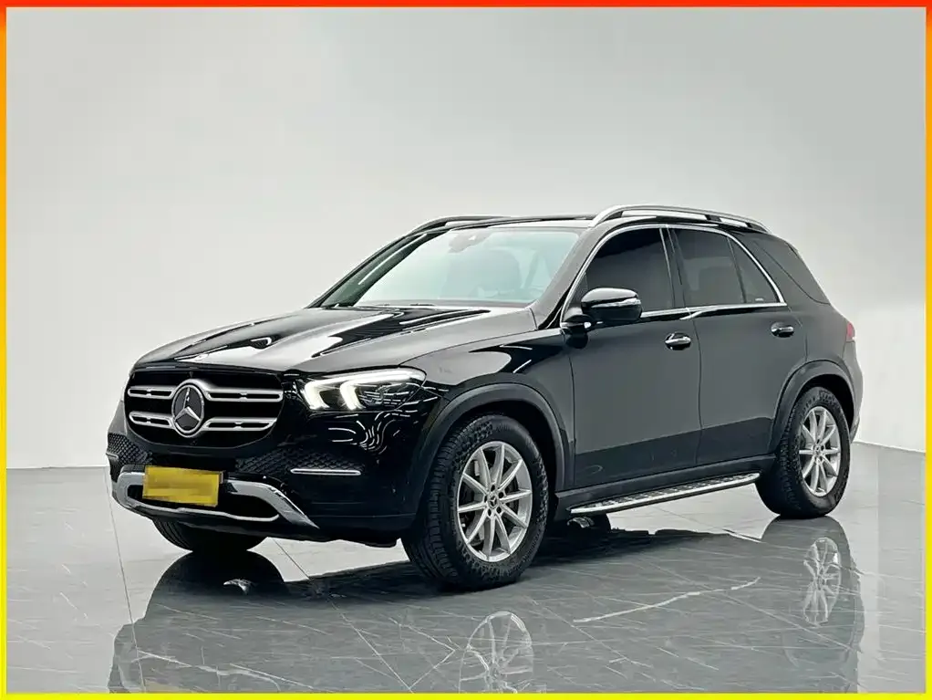 Mercedes-Benz GLE — фото 1