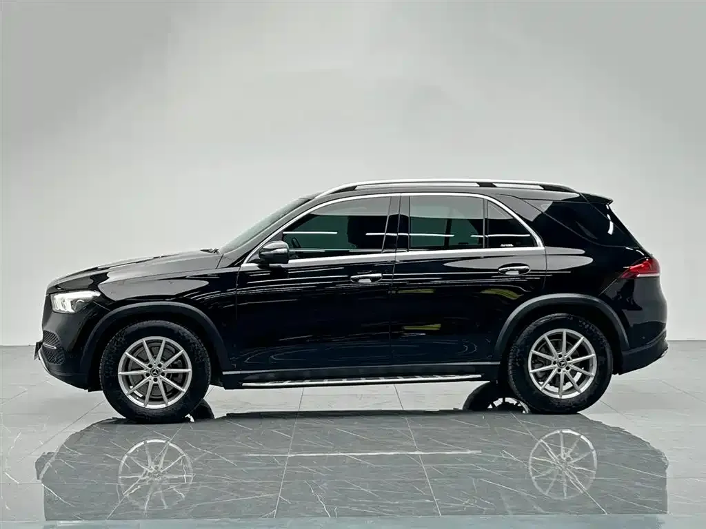 Mercedes-Benz GLE — фото 7