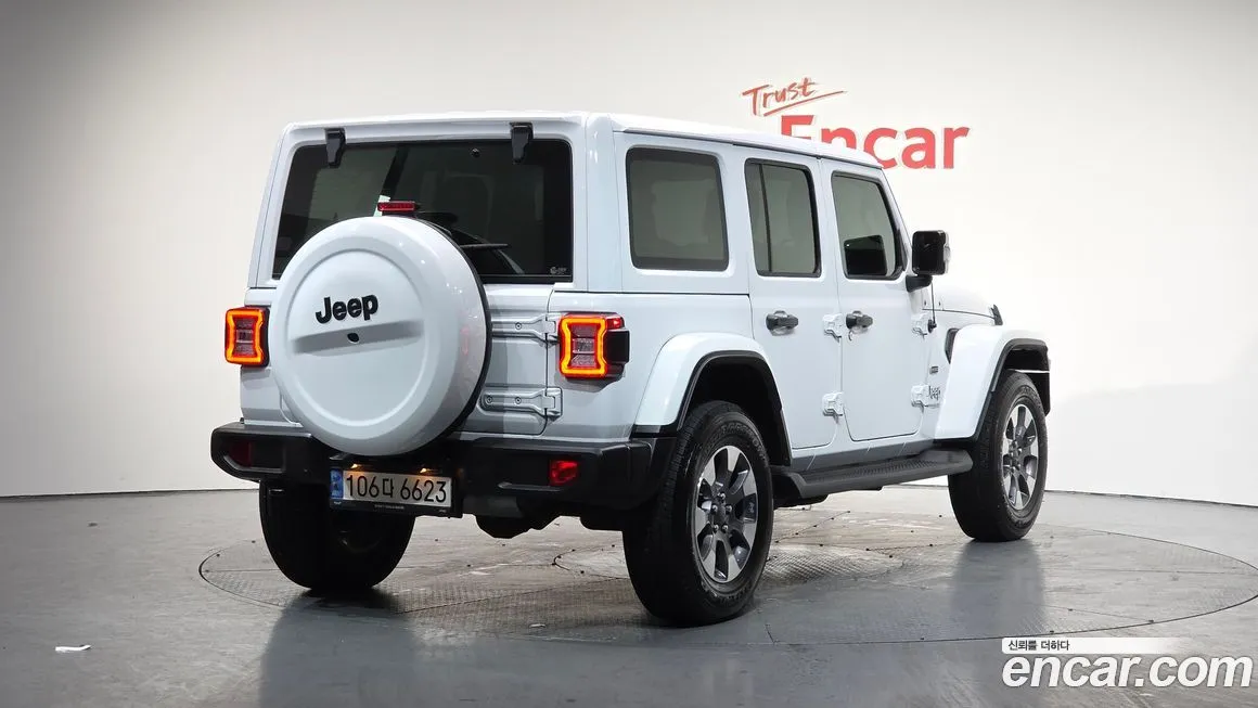Jeep Wrangler — фото 2