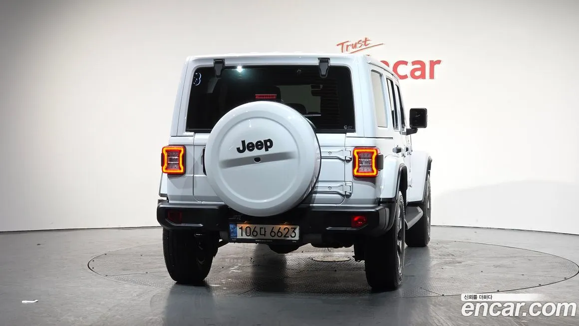 Jeep Wrangler — фото 4