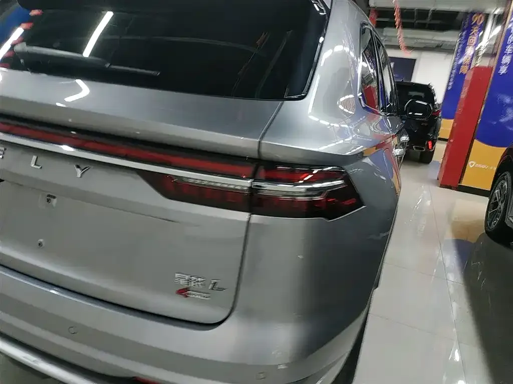 Geely Xingyue L 2023 из CN, фото 4