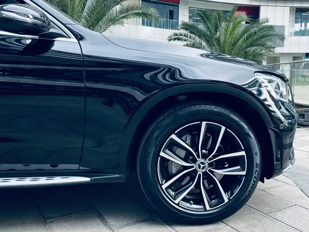 Mercedes-Benz GLC — фото 2