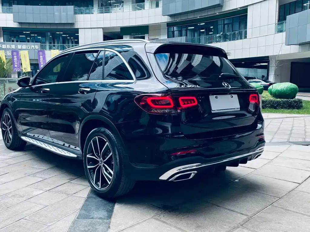 Mercedes-Benz GLC — фото 3