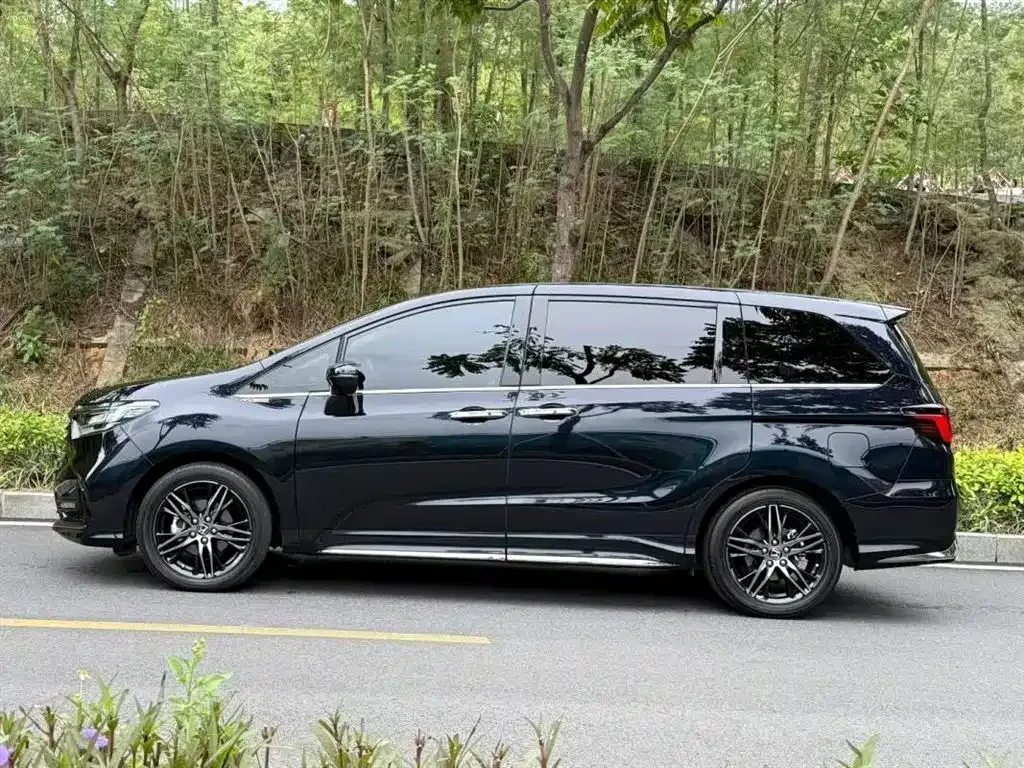 Honda Odyssey — фото 4