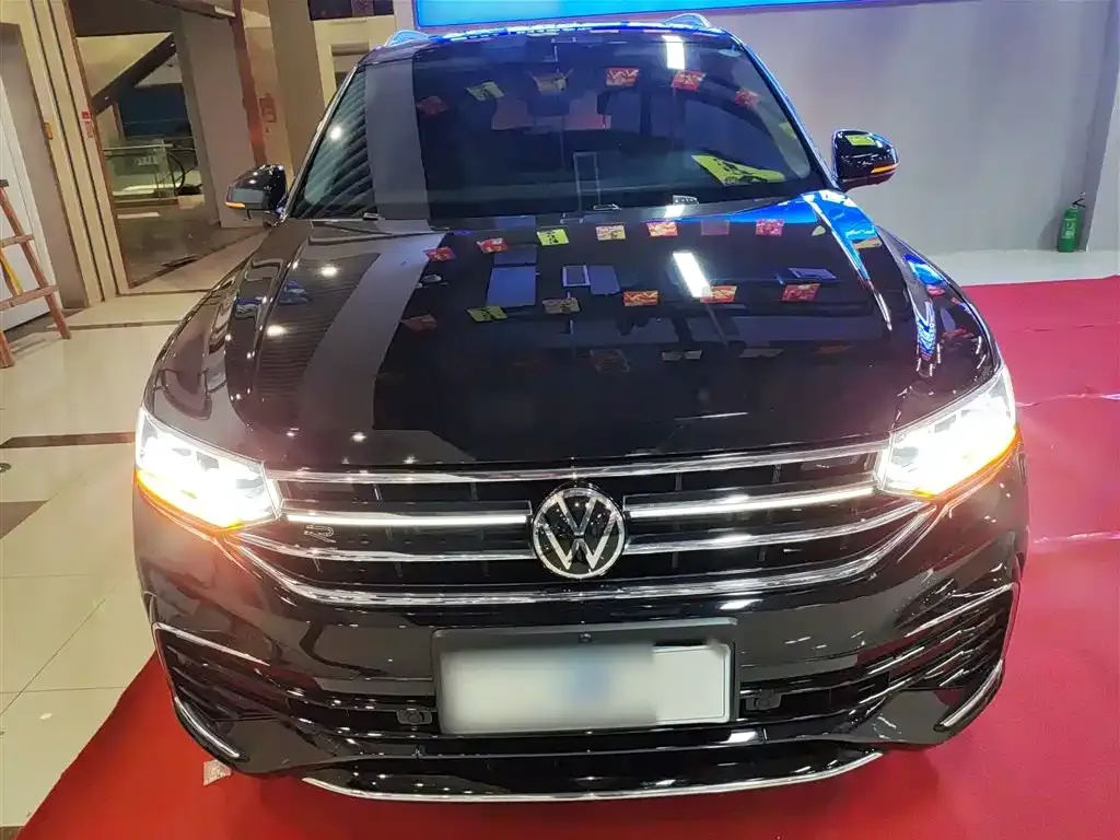 Volkswagen Tiguan L 2022 из CN, фото 4